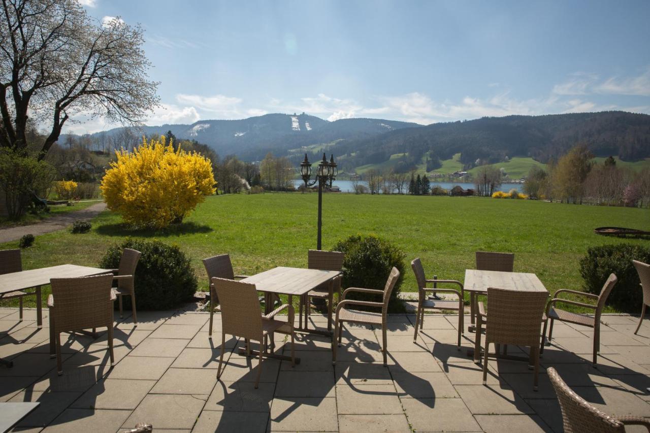 Seewirt Zell am Moos Exterior photo